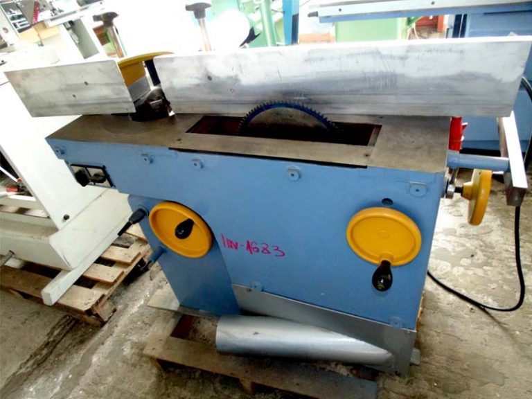 Combined machine 1683