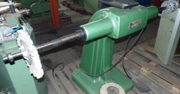 Polishing machine 1