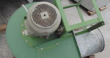 Industrial dust extractor 5