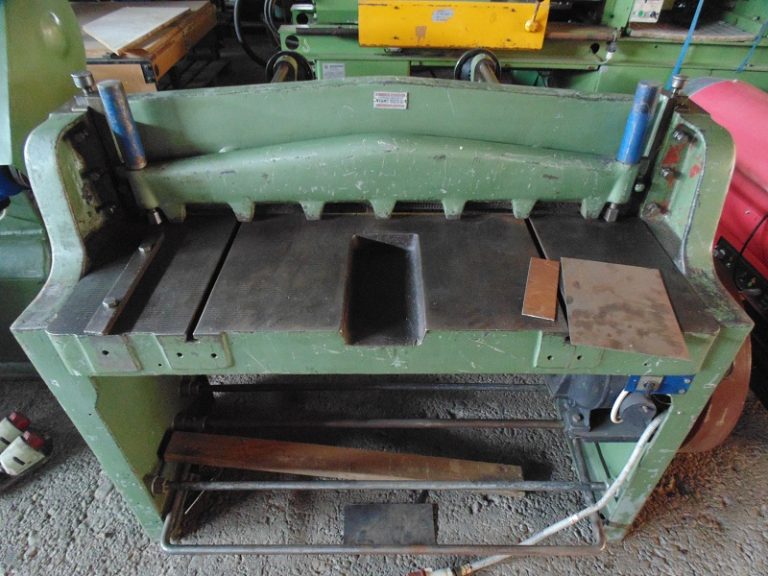 Sheet metal shears 2006