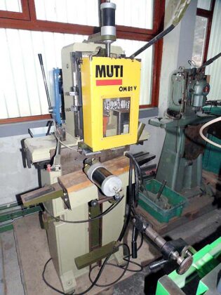 MUTI 2324-18 Chain mortiser