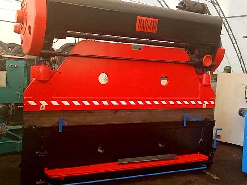 Sheet metal bender MARIANI Sheet metal bender MARIANI