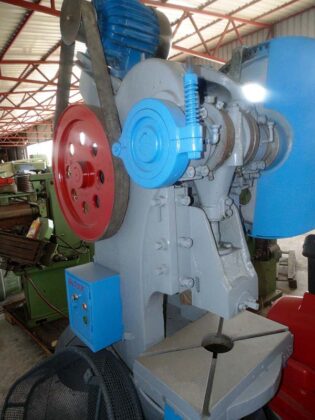 Ekscentar presa 500 K