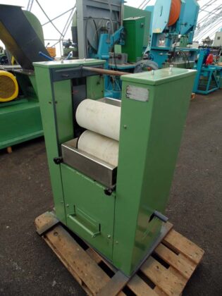 Lepilica za furnir FIN