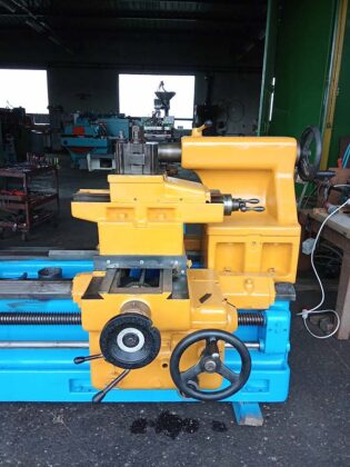 Metal lathe LOMBARDO