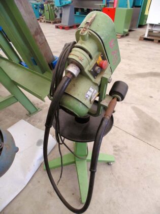 Ручная шлифовальная машина 839