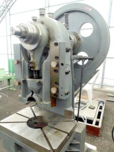 Ekscentar presa ILR 55