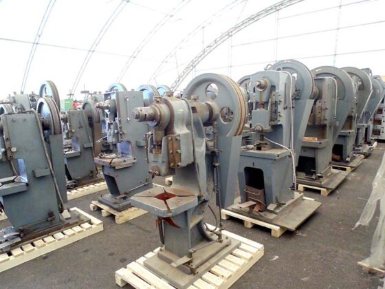Eccentric press ILR