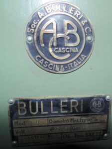 Cross moulder Bulleri