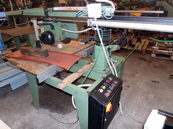 Radial Arm Saw 1679