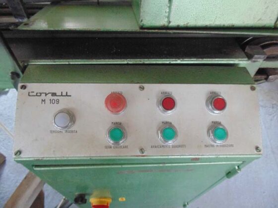 Corners cutter M109