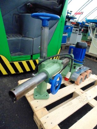 Power feeder 5502-25