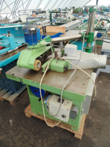 Frezer SCM 712