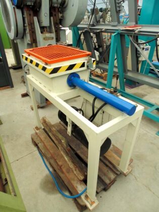 Гидравлический пресс 1349-17