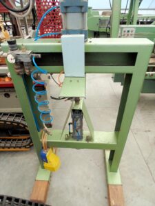 Pneumatic piston LAE