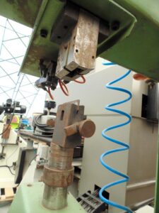 Pneumatic piston LAE