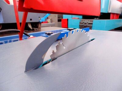 Carpentry circular saw