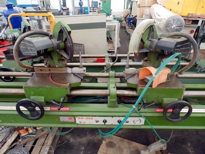 Dvoglavi ger MAGH SD300
