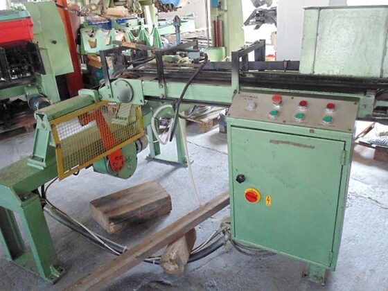 Corners cutter M109