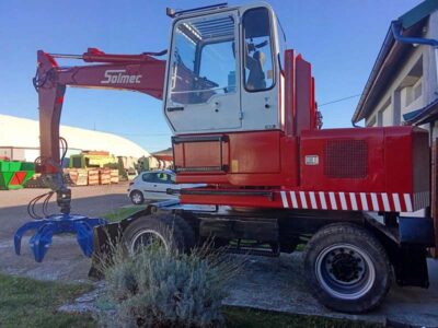 SOLMEC material handler