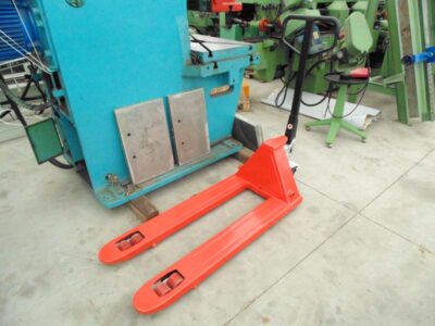 Hand Pallet Truck 2500